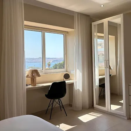 Panoramic Sea Views Retreat With Pool & Garden Apartment