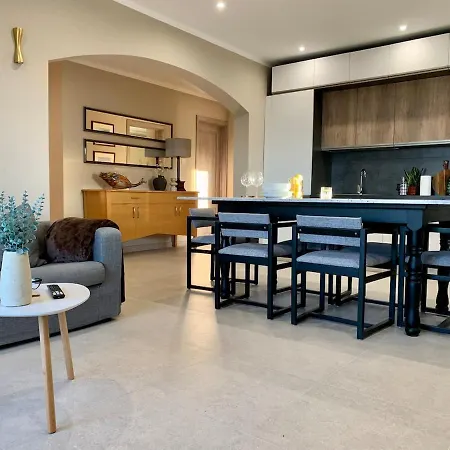 Panoramic Sea Views Retreat With Pool & Garden St. Paul's Bay