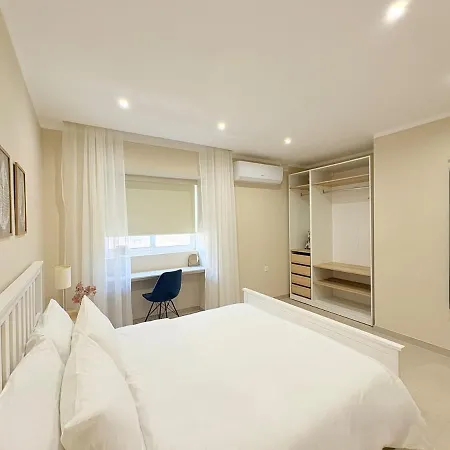 Panoramic Sea Views Retreat With Pool & Garden 圣保罗湾城
