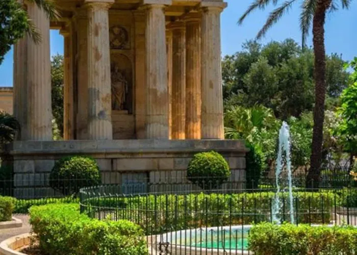 Seabreeze Retreat With Pool & Garden San Pawl il-Baħar